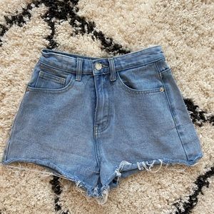 PrettyLittleThing Jean Short
